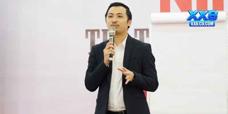 Nguyễn Thành Tiến – Giám đốc điều hành (CEO) tại XX8 1 Giới thiệu về CEO Nguyễn Thành Tiến